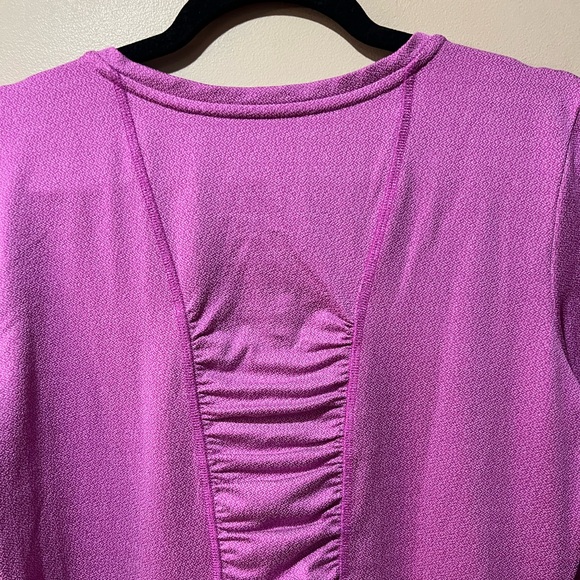 Marika Purple Athletic Top w/Thumb Holes & Flip Over Hand Warming Cuffs - Picture 11 of 14